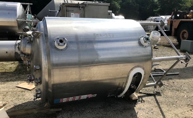 ***SOLD*** used 2500 Liter (660 Gallon) Sanitary Stainless Steel Reactor Vessel built by DCI. 316L Stainless Steel Shell Rated 60/FV @ 350 Deg.F.  Jacket Rated 90 PSI @ 350 Deg.F.  54